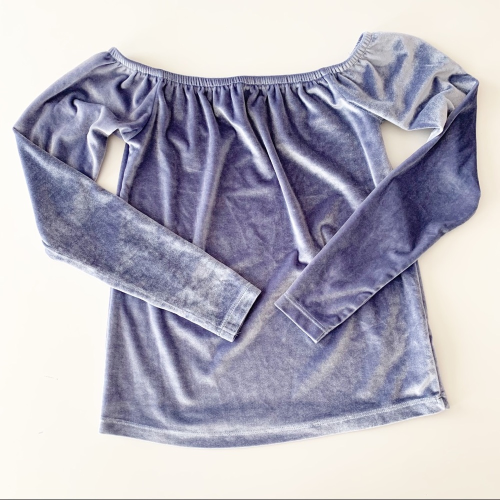 Silence + noise blue velvet off the shoulder long sleeve top - Picture 2 of 8